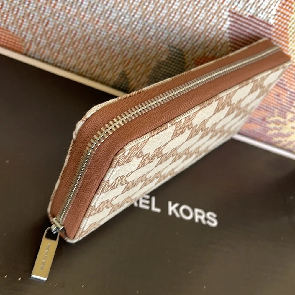 Michael Kors Men’s Women’s Cooper Tech Zip Around Continental Wallet Cream Multi